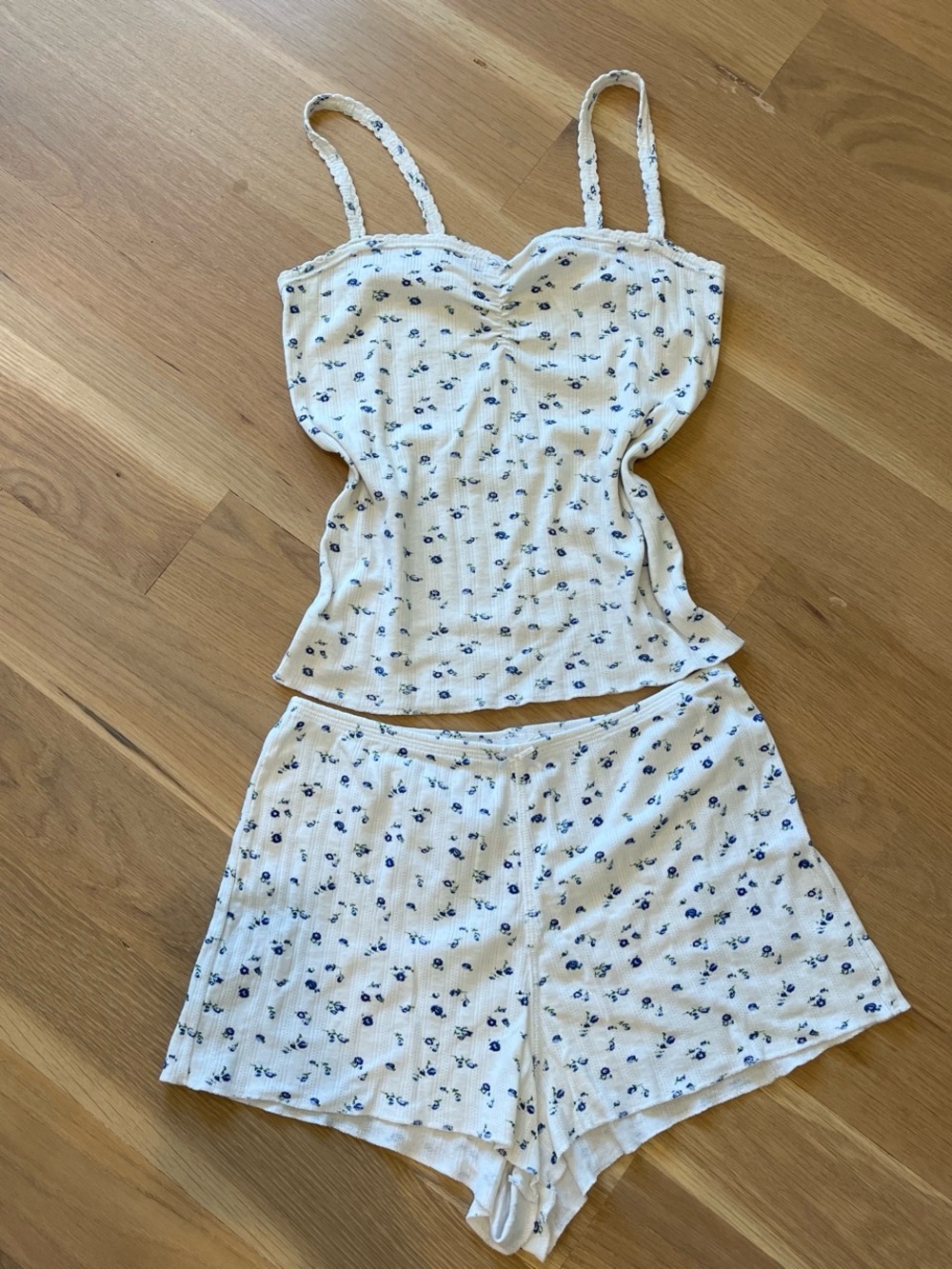 Doen Kami Tank & Stella Shorts